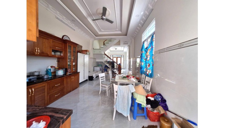 Bán nhà Mặt Tiền 3 Tầng Đẹp Lung Linh 100m2_4x25m Gần Lã Xuân Oai Tăng Nhơn Phú A Thủ Đức Chỉ 8,8 tỷ